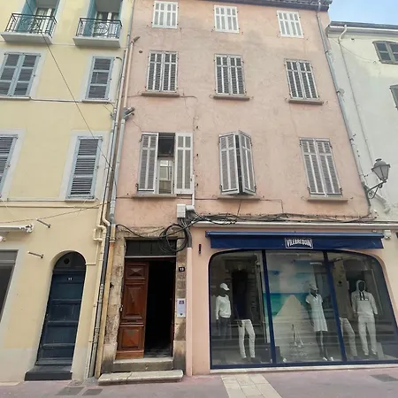 La De Gambetta Apartment *