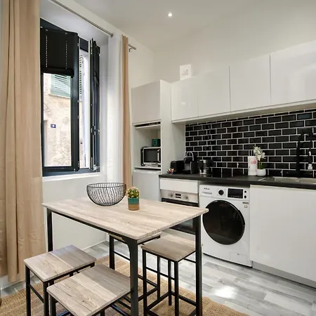 La De Gambetta * Saint-Tropez